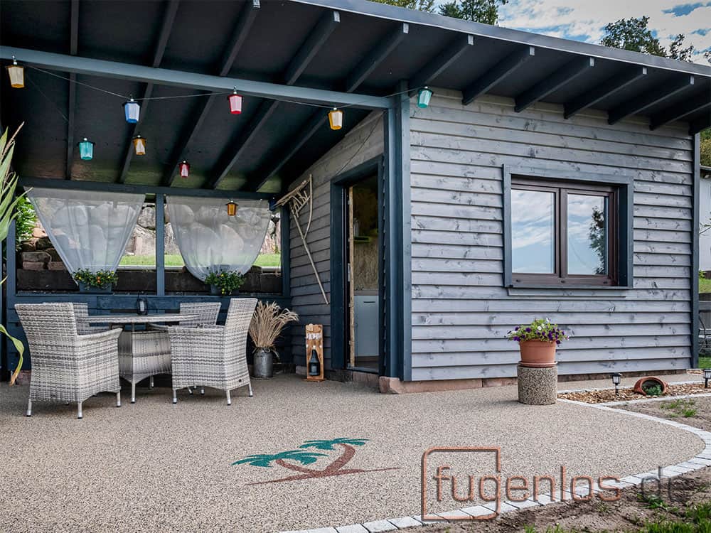 fugenlose wandbeläge und bodenbeläge -Steinteppich-Terrasse mit Intarsie und Granitsteineinfassung -Farbe - Ghedi Aurora